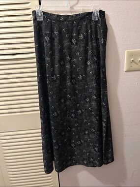 Basic Editions Black Floral-Print Midi Skirt with Metallic Flecks
